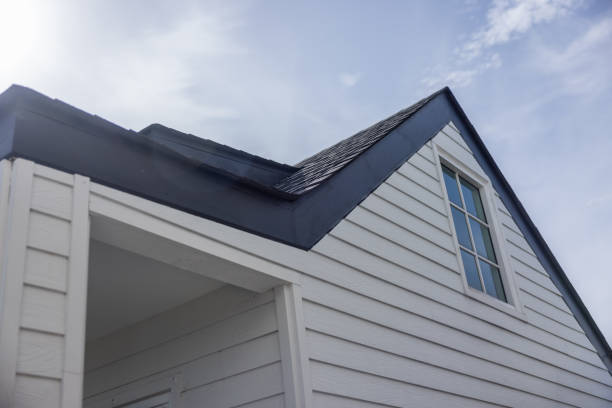 Best Garage Cleanout  in Marinette, WI